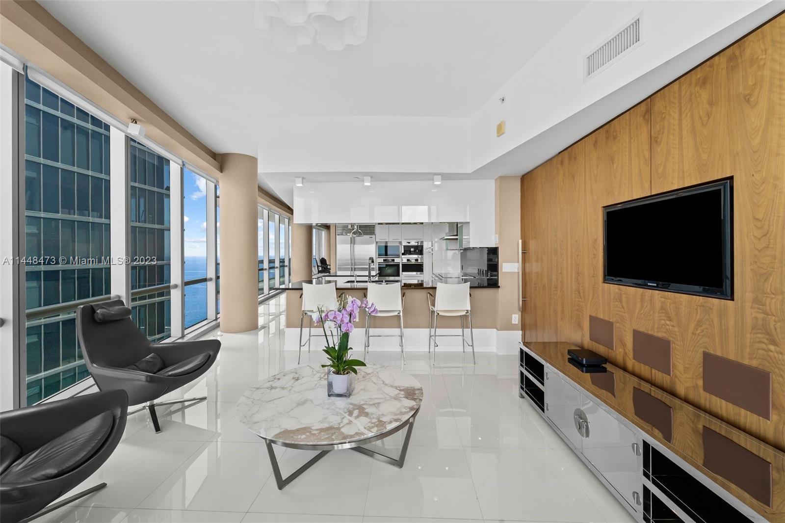 JADE OCEAN CONDO - Residential