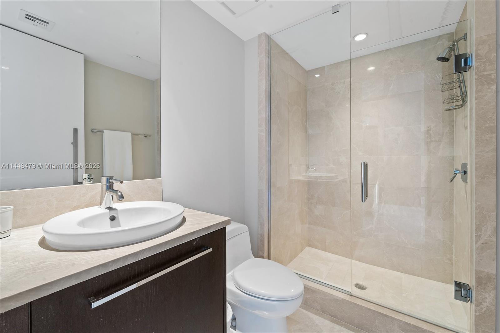 JADE OCEAN CONDO - Residential