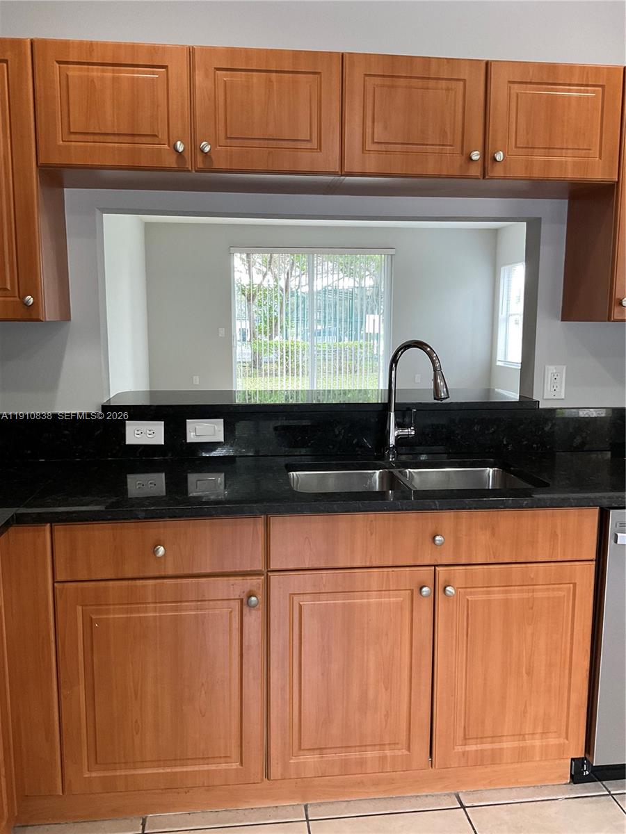 TUSCANY NO 6 CONDO - Residential