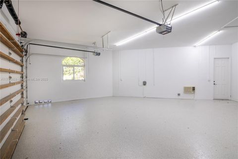 listing image 60