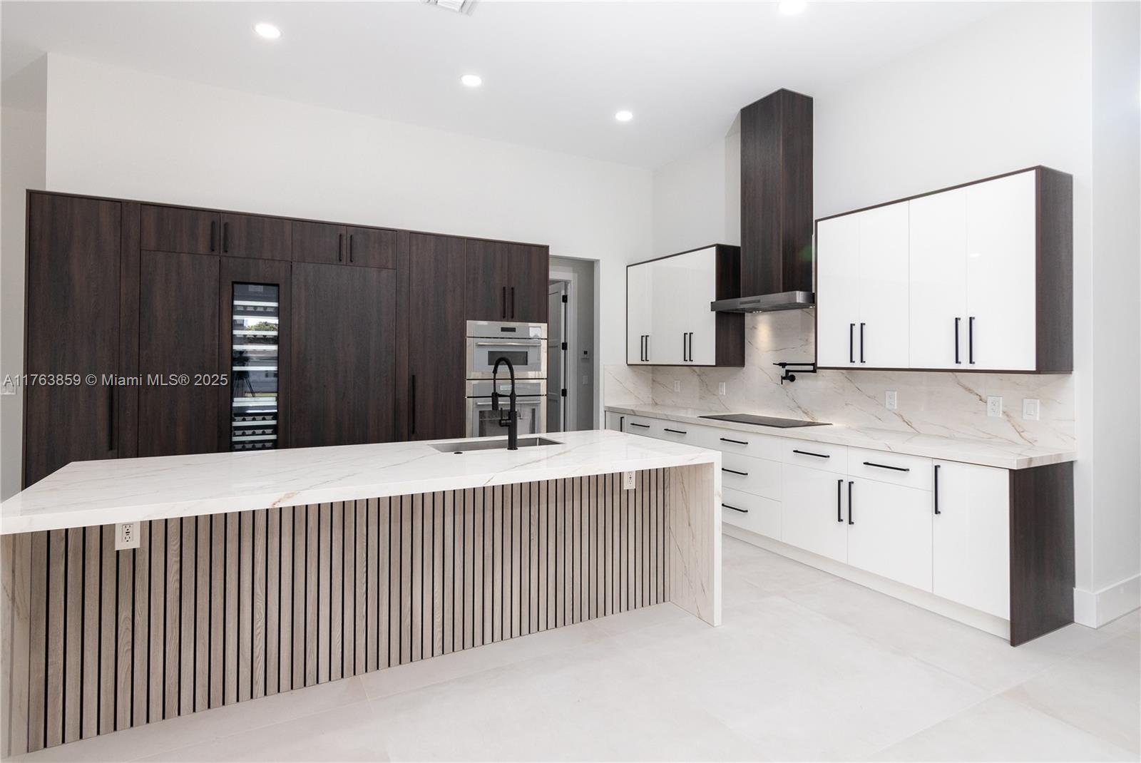 PLANTATION OAKS EAST - Residential