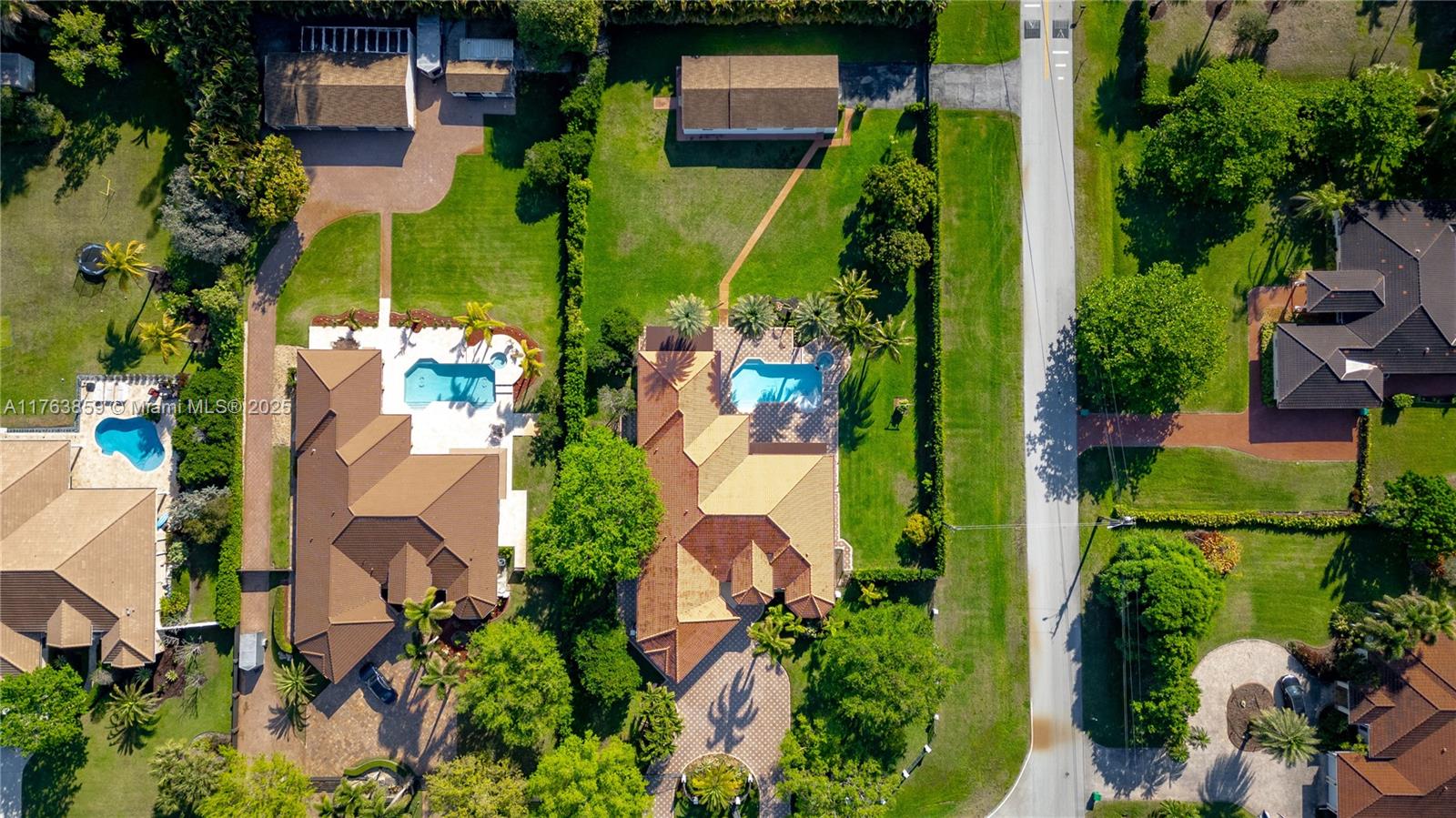 PLANTATION OAKS EAST - Residential