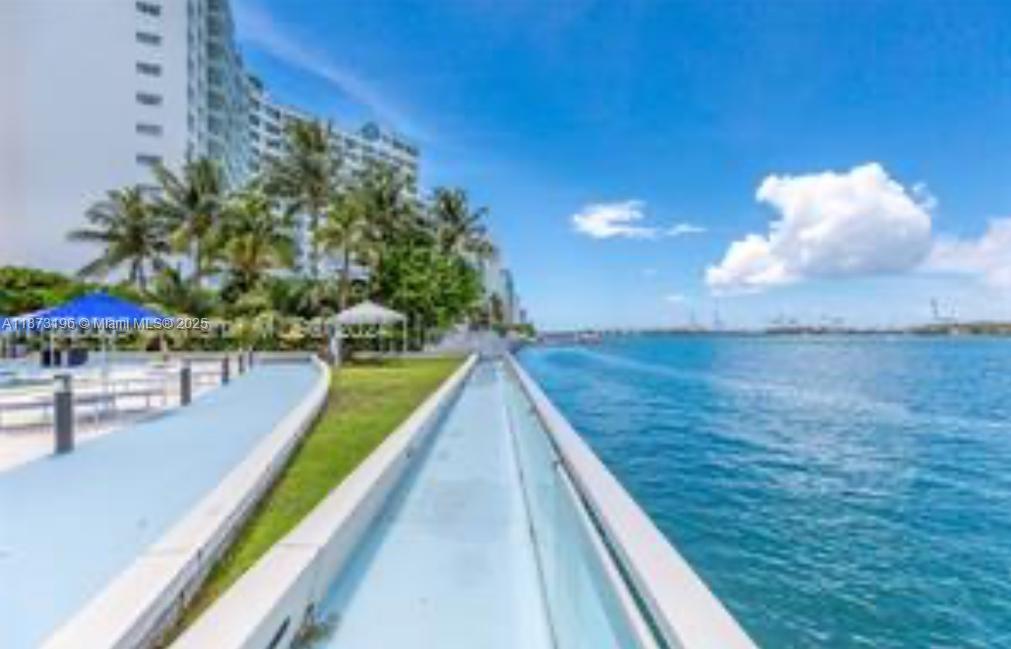 MIRADOR 1200 CONDO - Residential