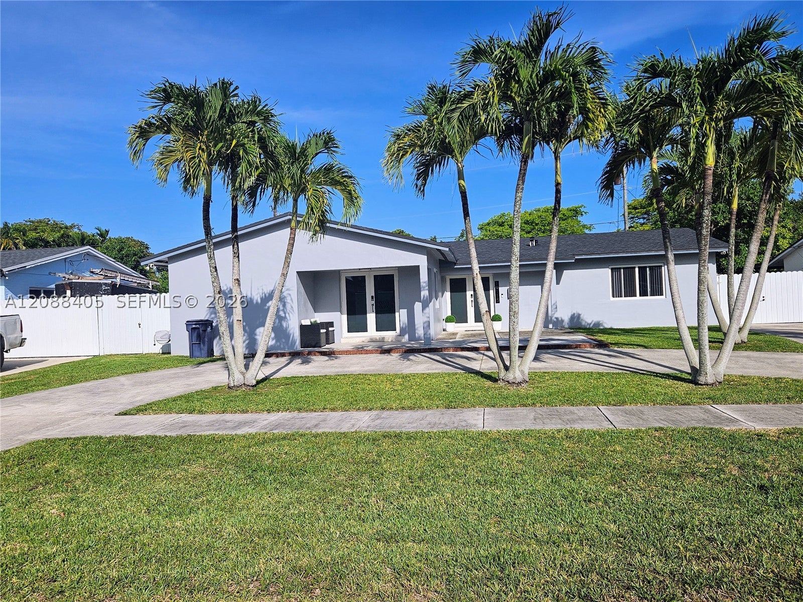 19115 Bel Aire Dr