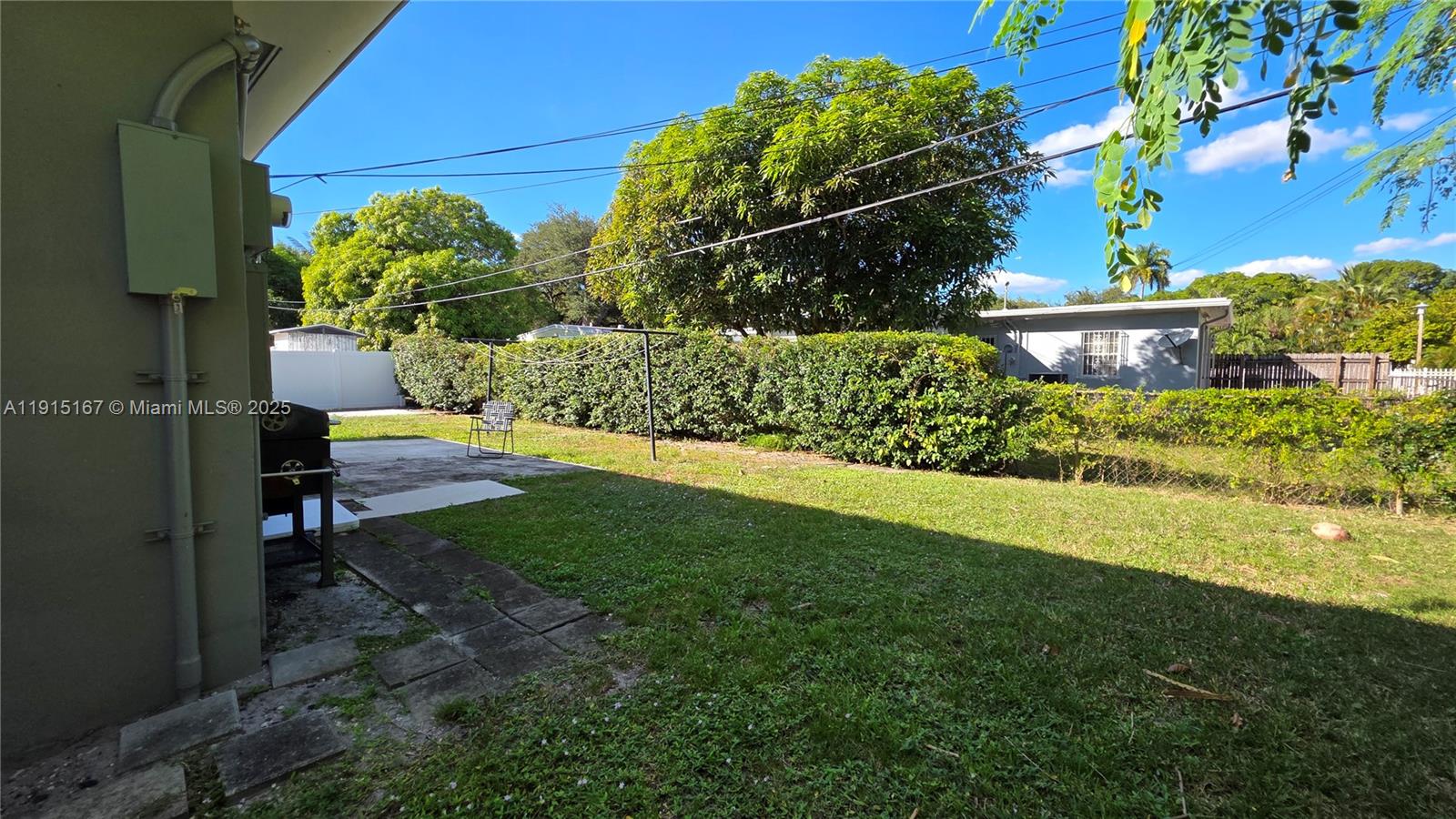 BELLWOOD HOMESITES - Residential Lease