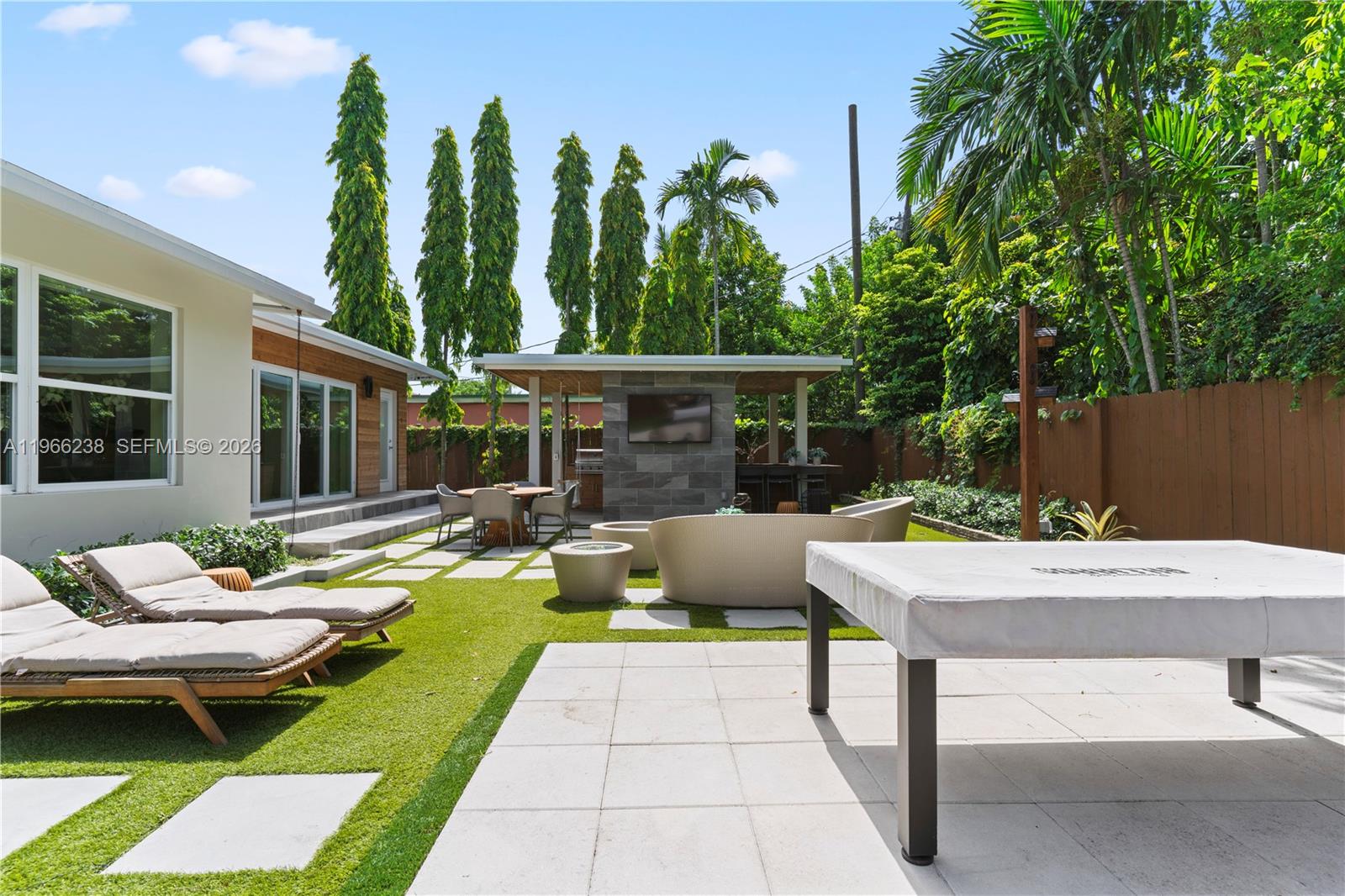 BRENTWOOD - Residential