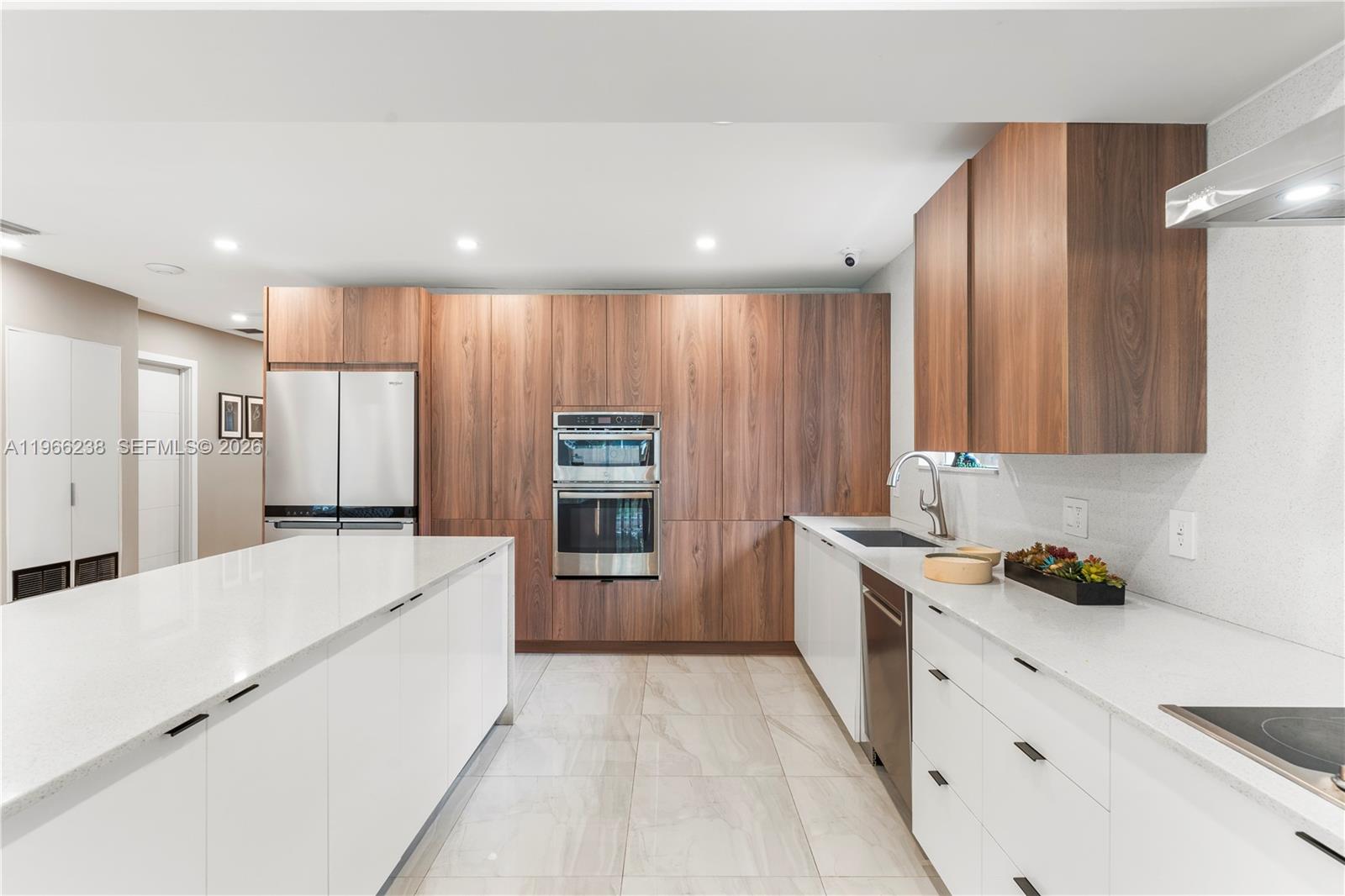 BRENTWOOD - Residential