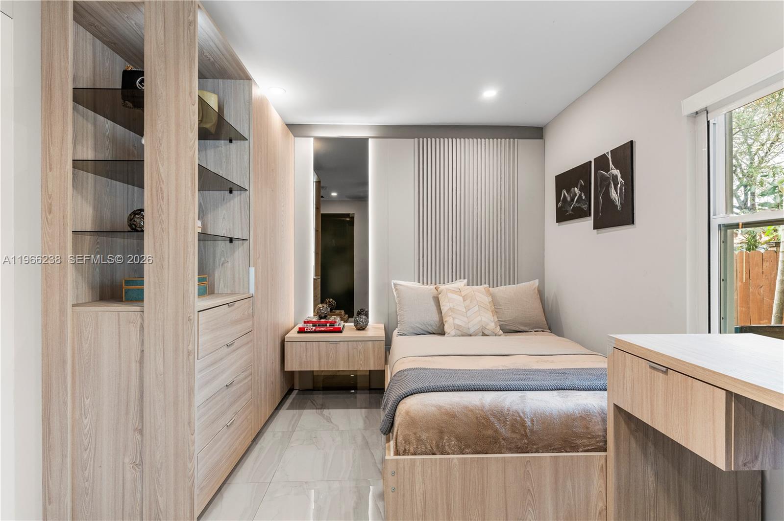 BRENTWOOD - Residential