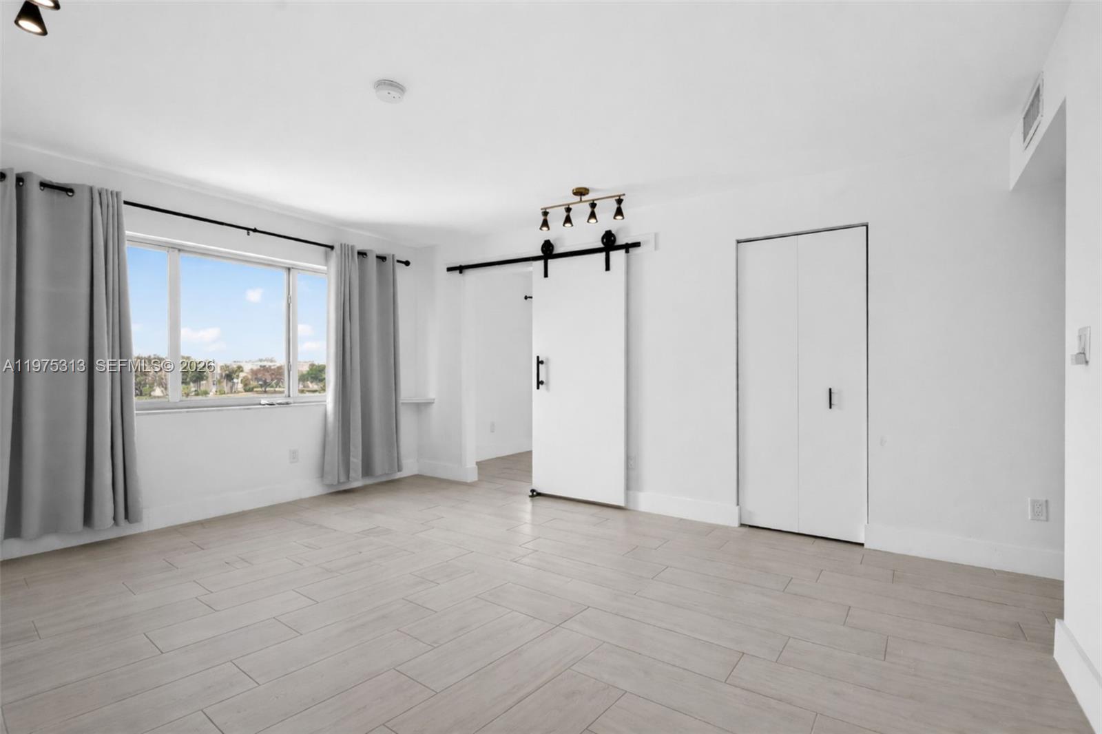 AZURE LAKE CONDO - Residential