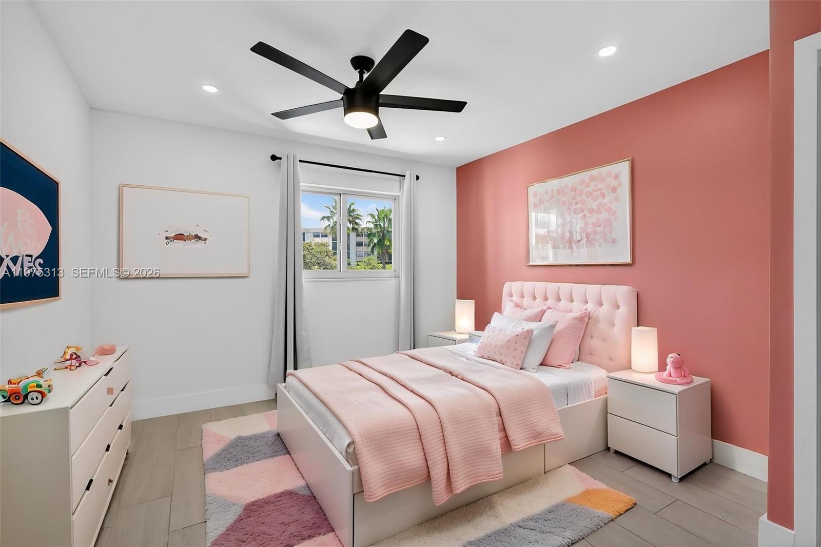 AZURE LAKE CONDO - Residential