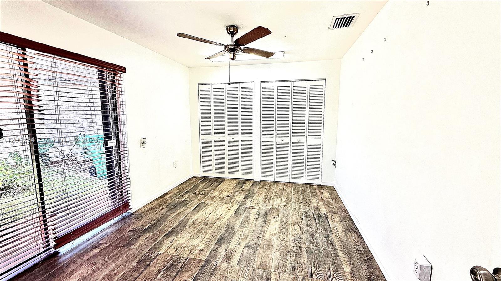 WALNUT PARK SUB - Residential