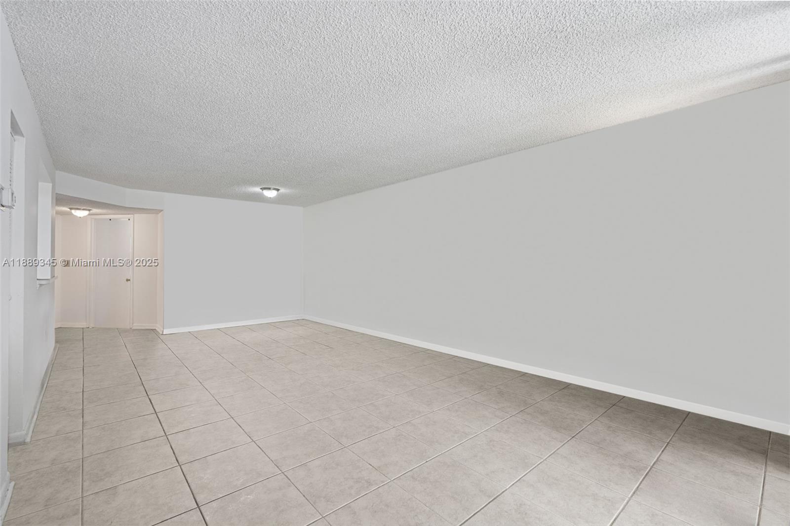 THE GREENS AT DORAL CONDO - Residential