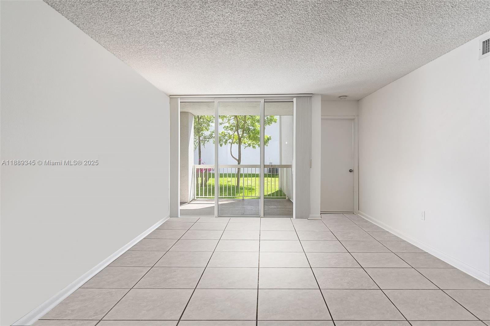 THE GREENS AT DORAL CONDO - Residential