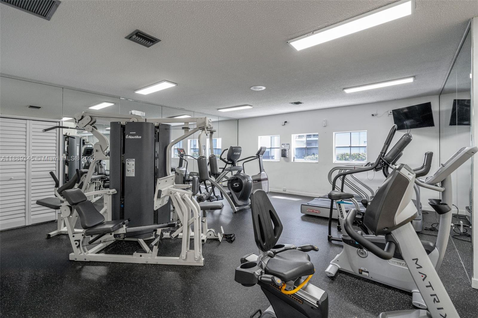 THE GREENS AT DORAL CONDO - Residential