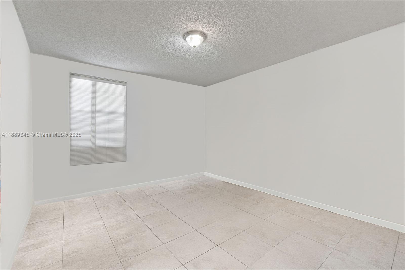 THE GREENS AT DORAL CONDO - Residential