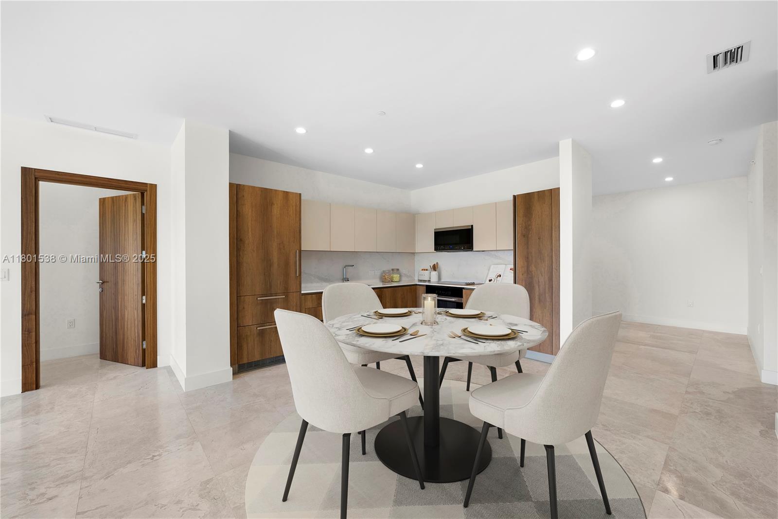 CORAL GABLES BILTMORE SEC - Residential Lease