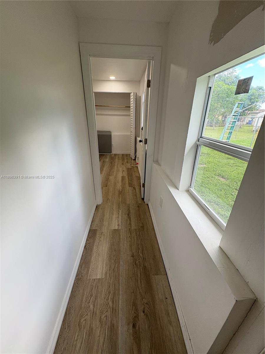 PARK PLAZA - Residential Lease