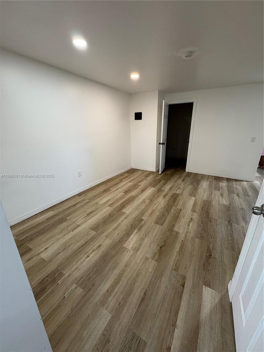 PARK PLAZA - Residential Lease