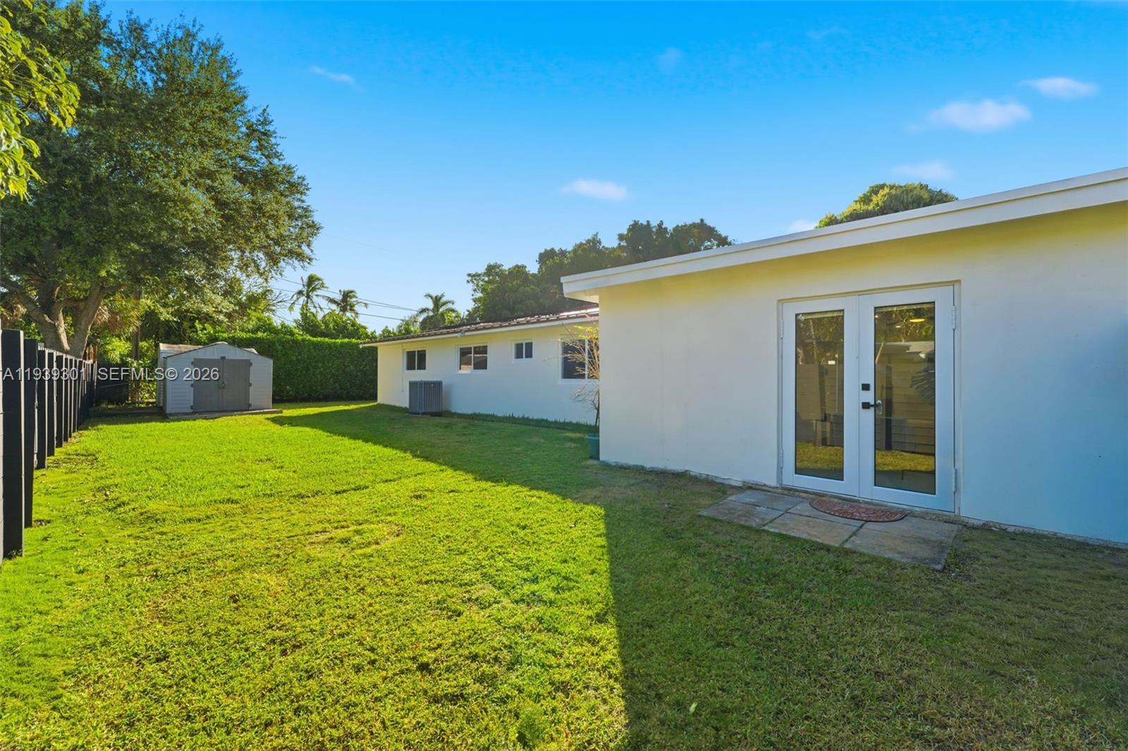 HOWARD PINES - Residential