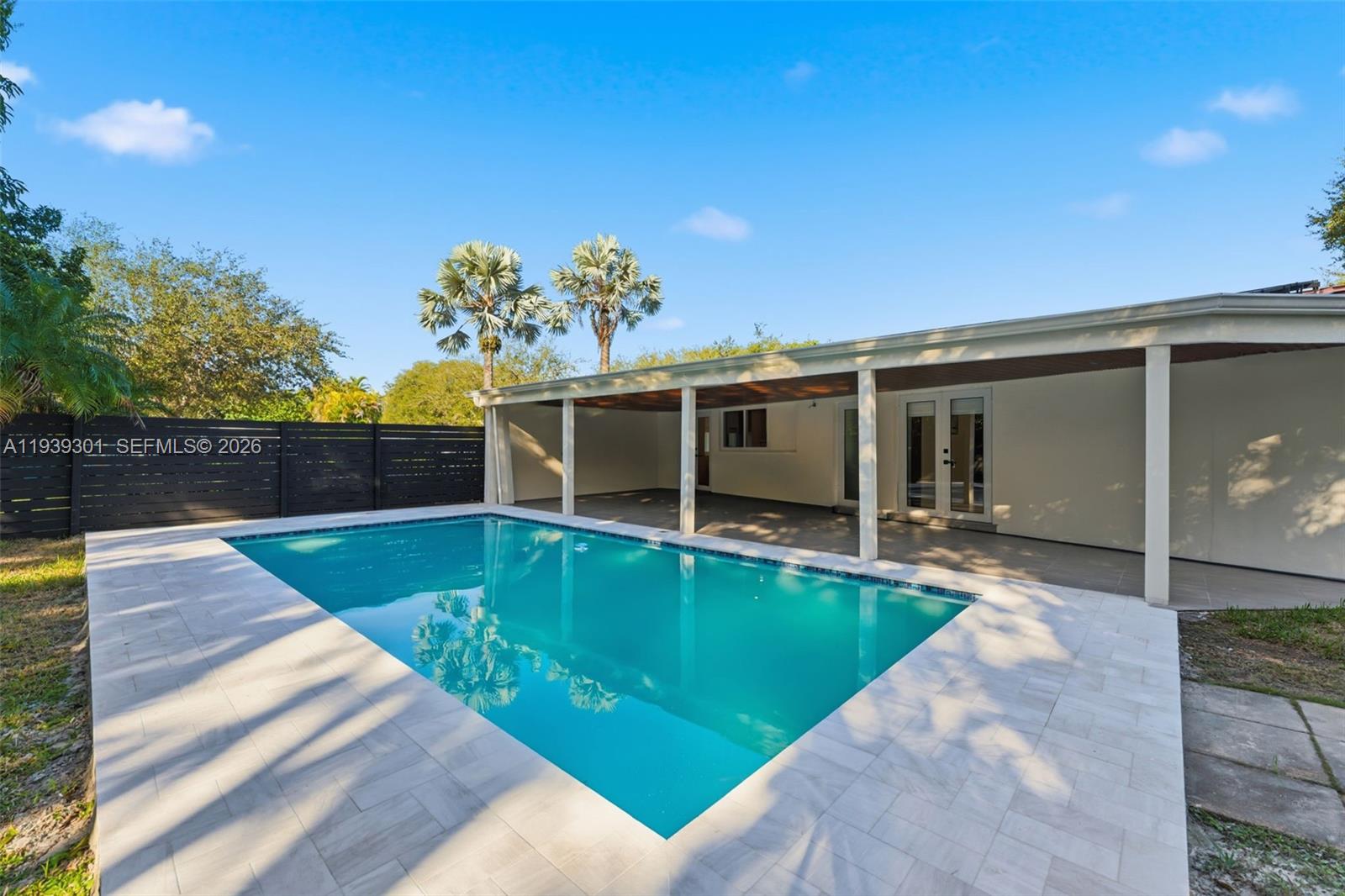 HOWARD PINES - Residential