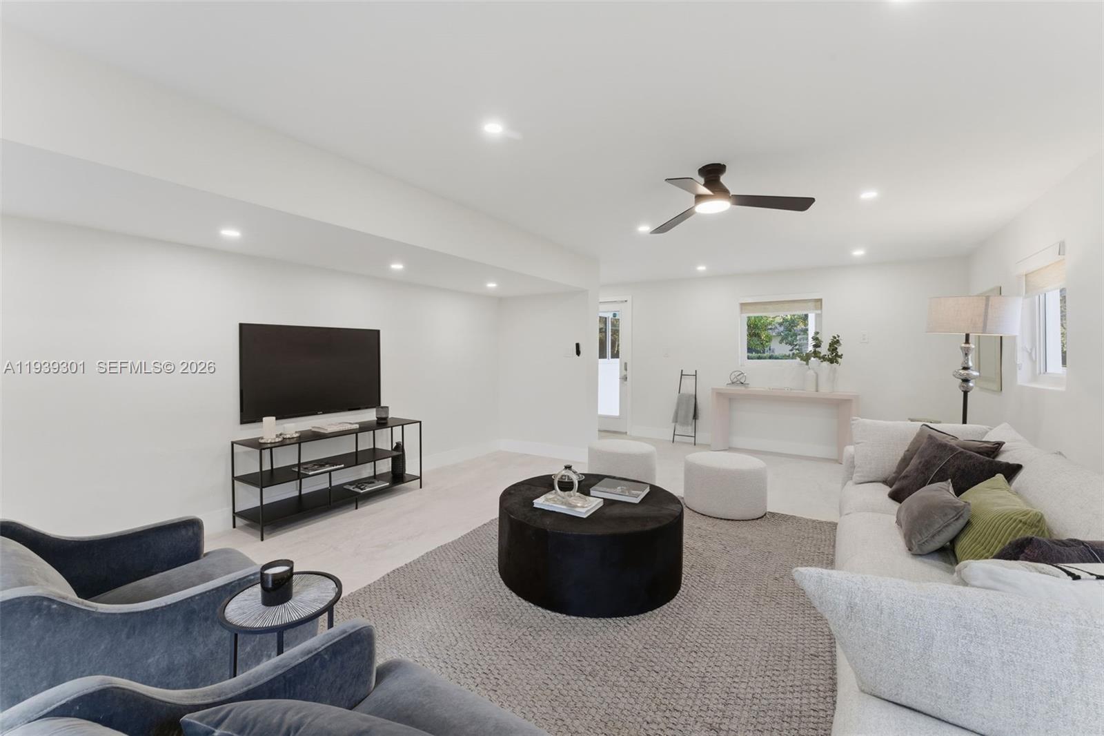 HOWARD PINES - Residential