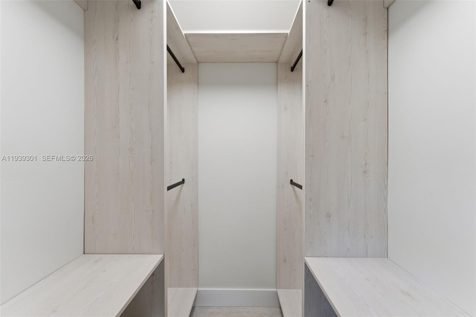 HOWARD PINES - Residential