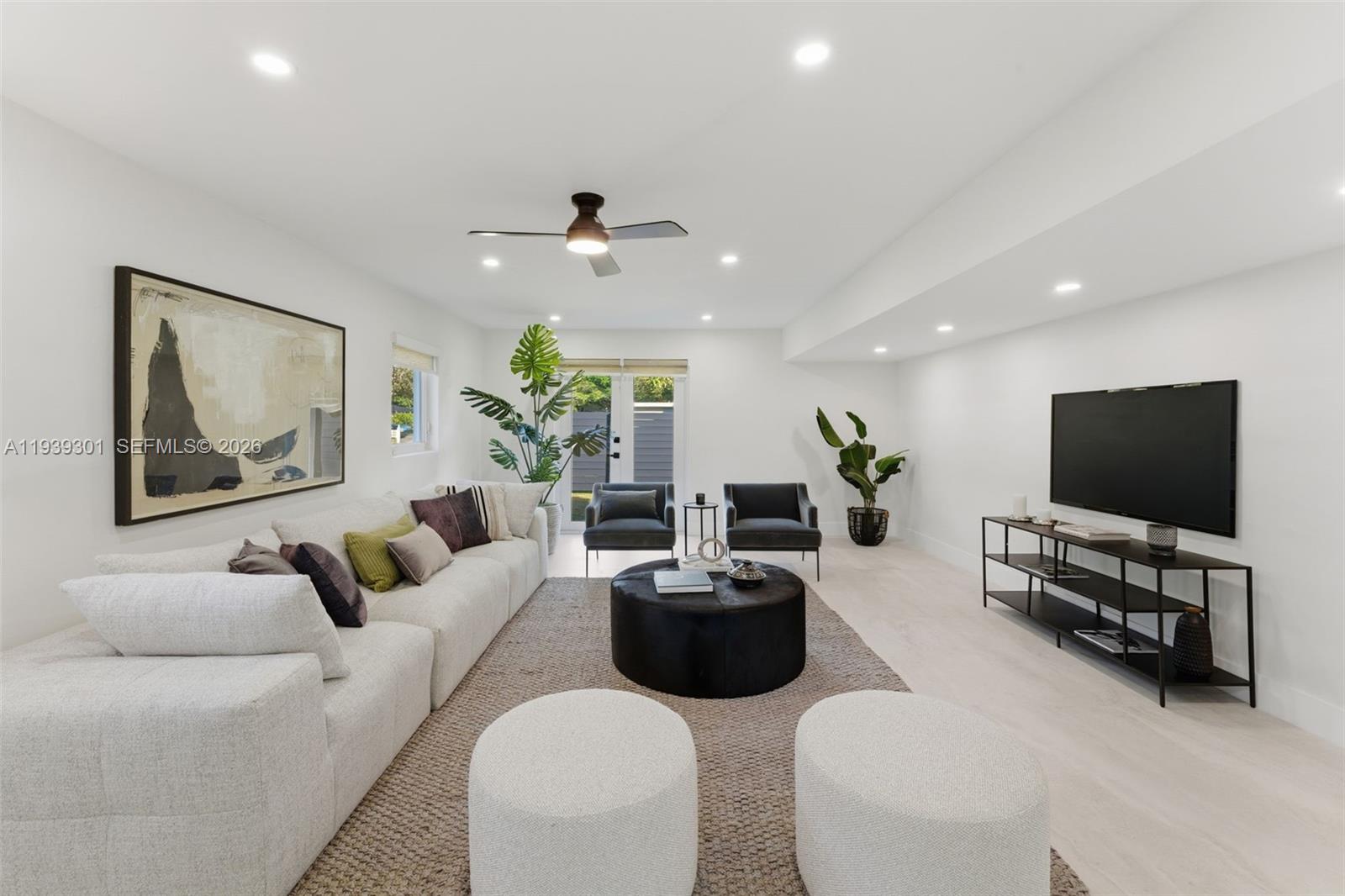 HOWARD PINES - Residential