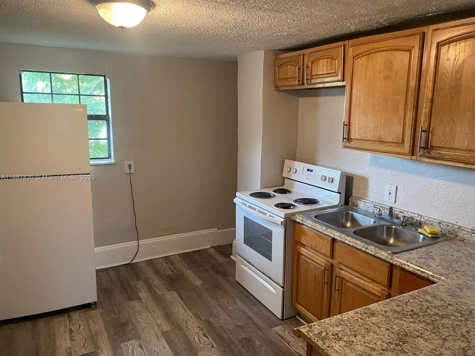 00000 SECTION LAND - Residential Income