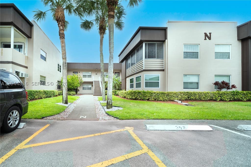 Photo of 642 N Normandy N #642, Delray Beach, FL 33484 (MLS # A12044836)