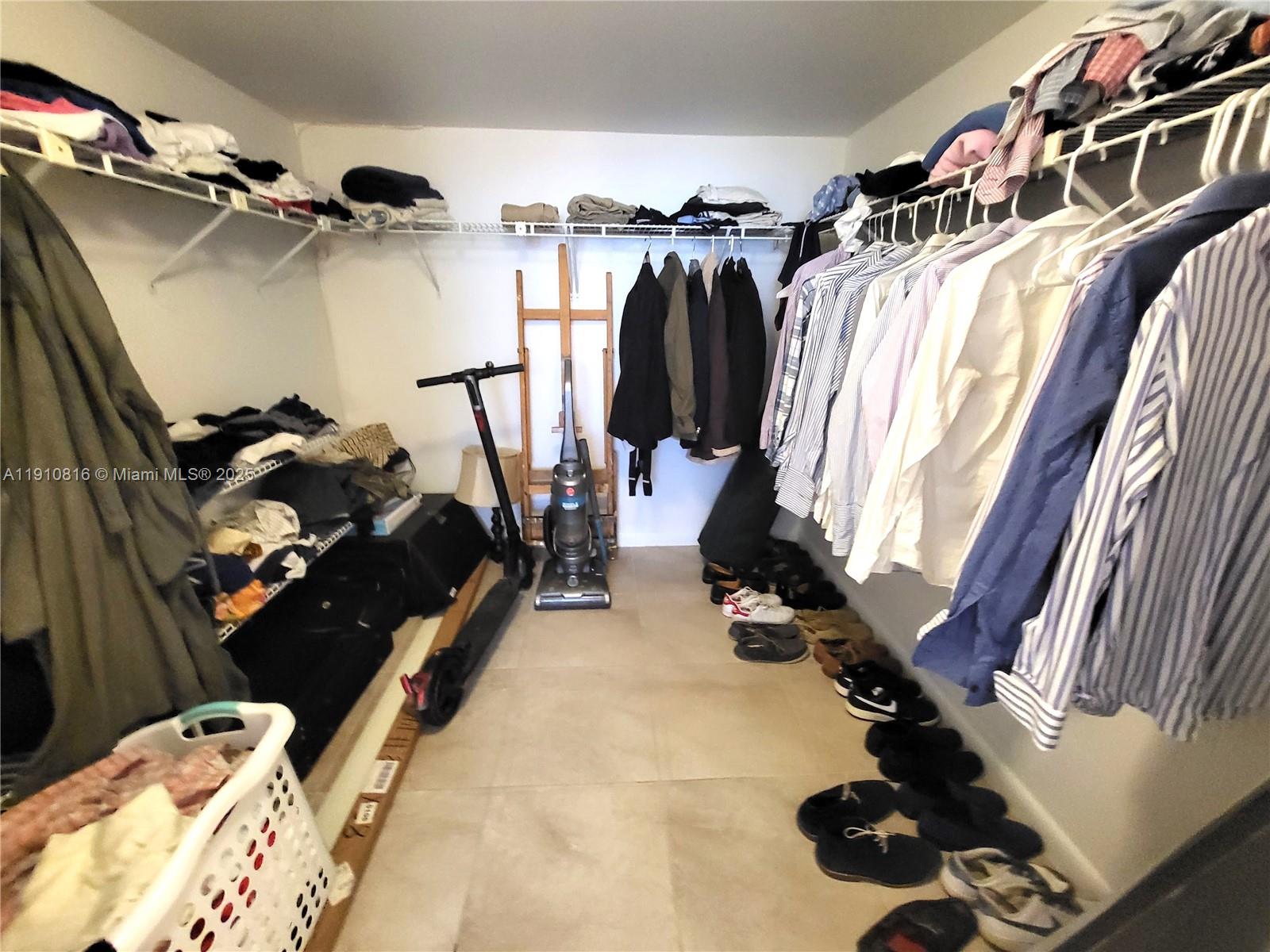 THE GEORGIAN CONDO - Residential Lease