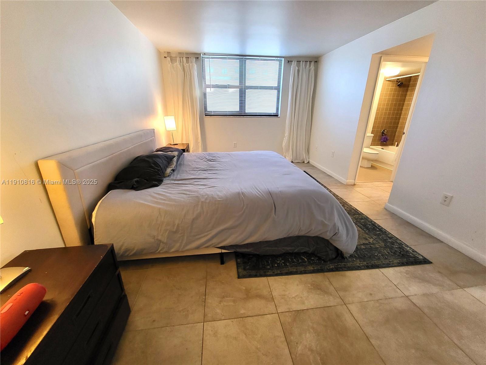 THE GEORGIAN CONDO - Residential Lease