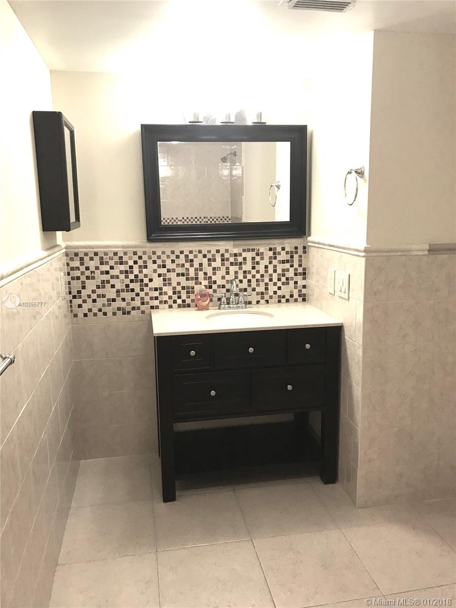 VILLA REAL - Residential Lease