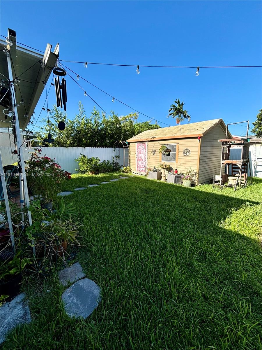 BIRD RD HIGHLANDS - Residential