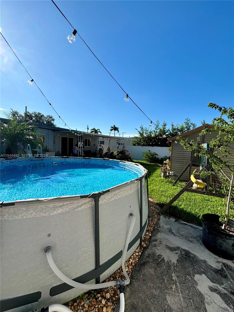 BIRD RD HIGHLANDS - Residential