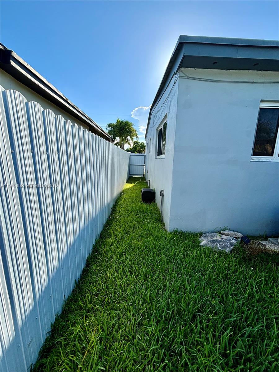 BIRD RD HIGHLANDS - Residential