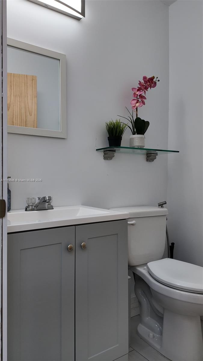 View photos, virtual tours, details... 12134 sw 114th Pl