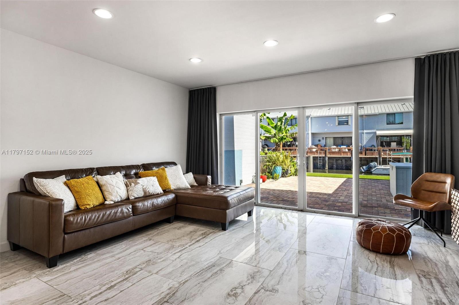 Mangrove Walk - Residential