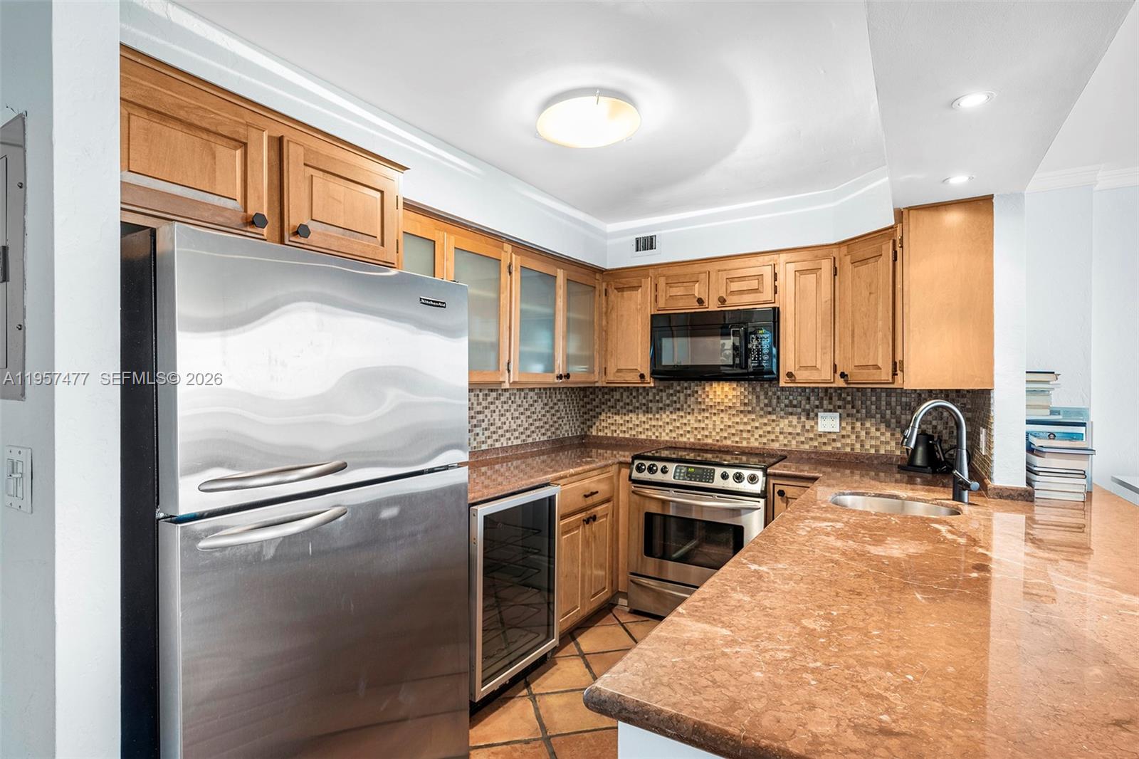 ISLAND TERRACE CONDO - Residential