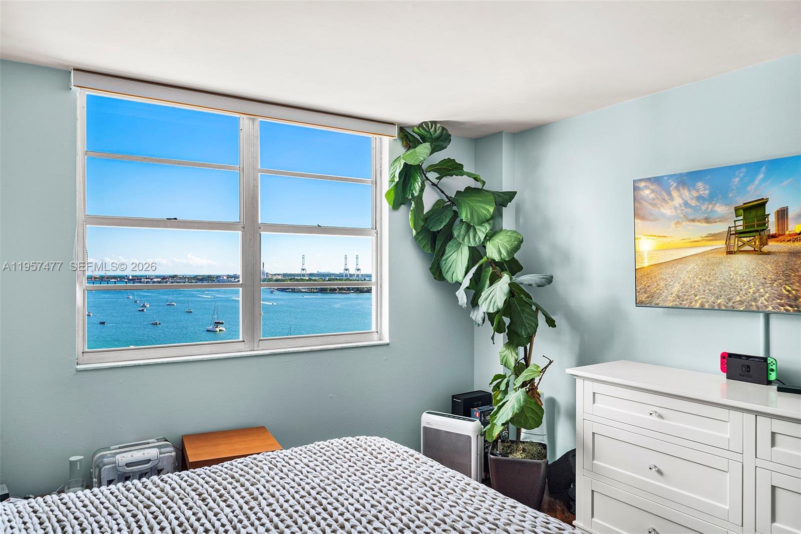 ISLAND TERRACE CONDO - Residential