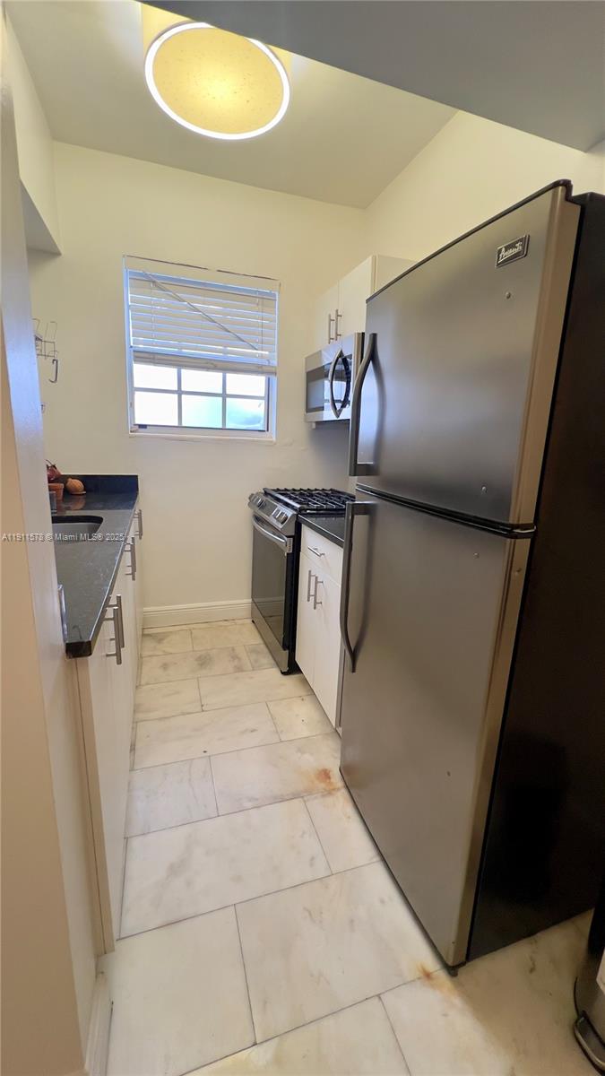 FIRST ON PENN CONDO - Residential Lease