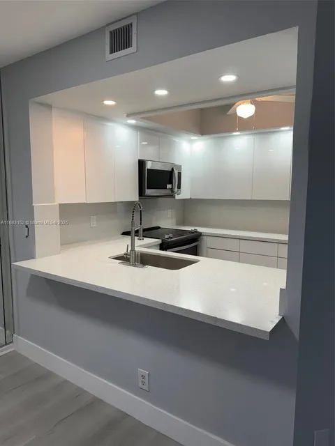 12800 SW 7th Ct Unit 313G, Pembroke Pines, FL 33027 - MLS#: A11683152