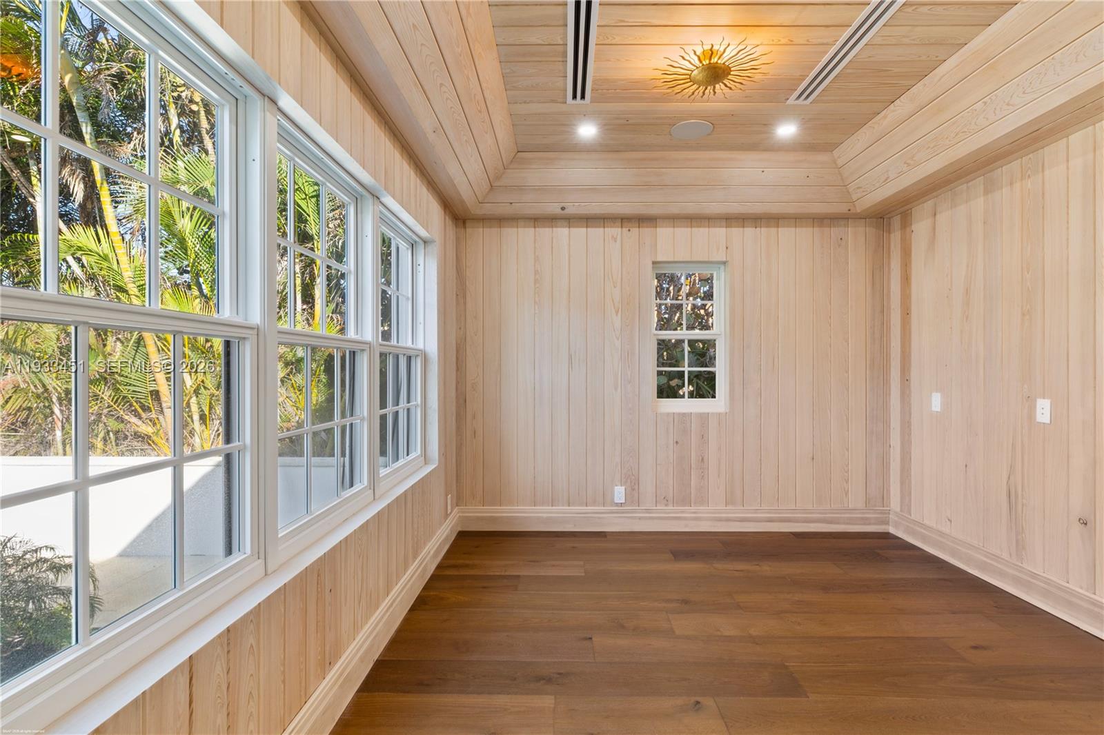 Jupiter Island - Residential