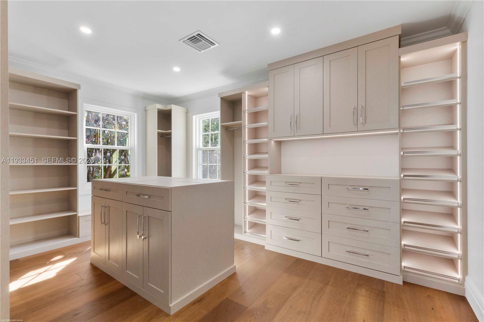 Jupiter Island - Residential