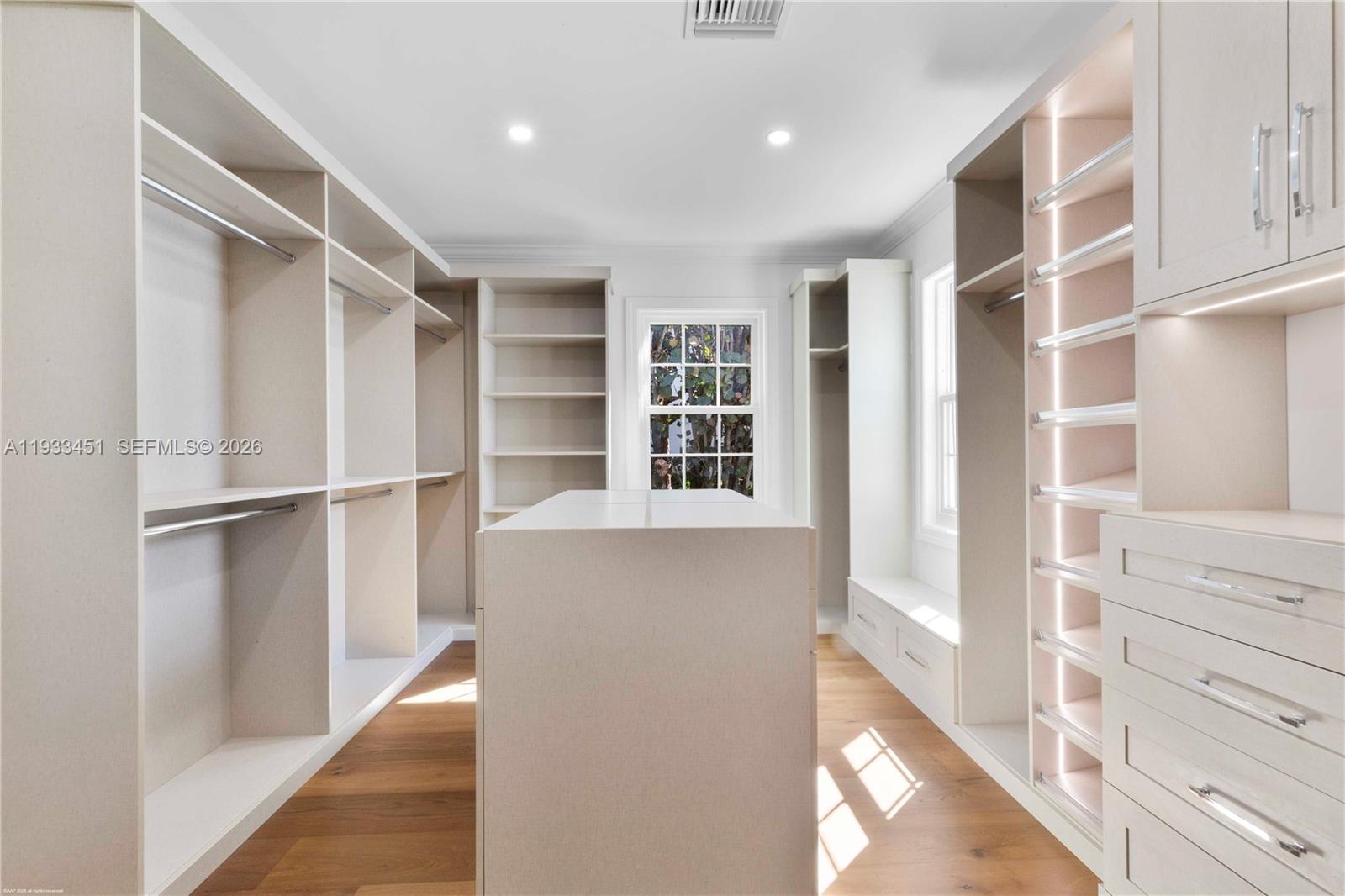 Jupiter Island - Residential