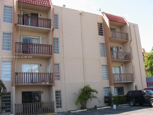 SUNSET VILLAS CONDO - Residential Lease