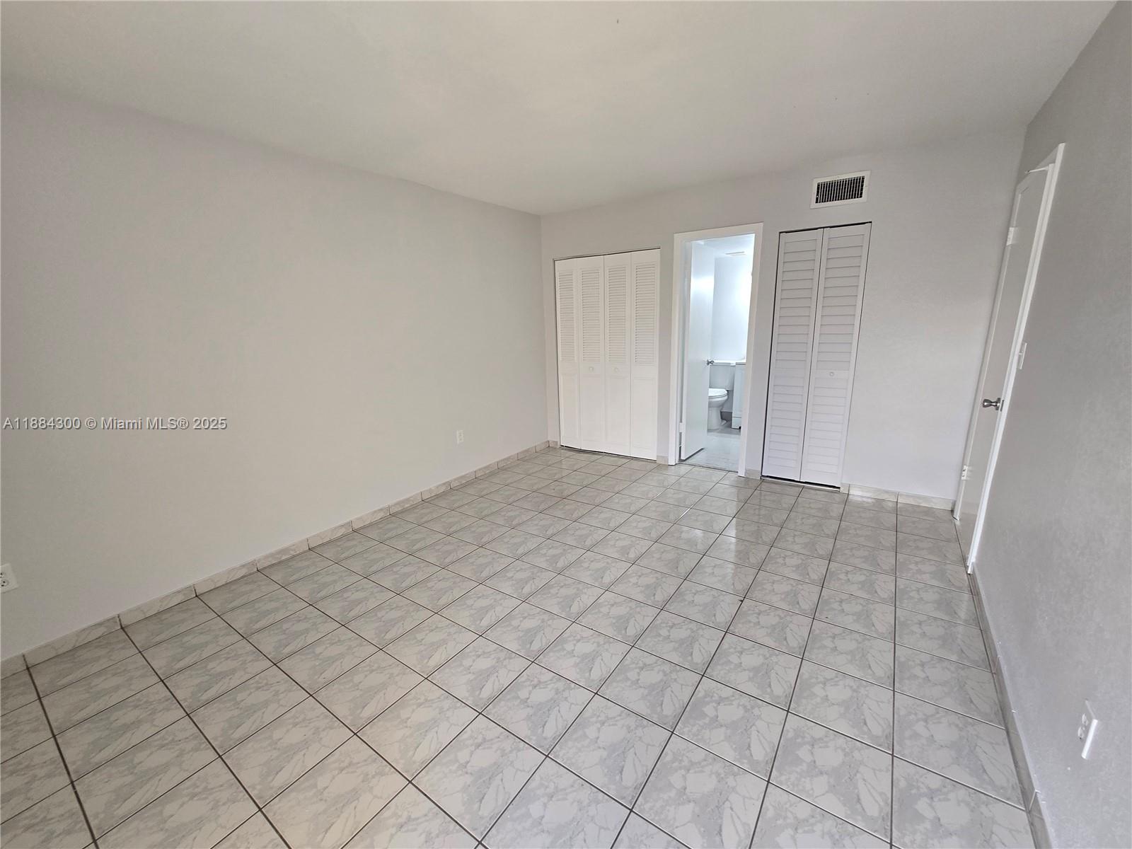 SUNSET VILLAS CONDO - Residential Lease