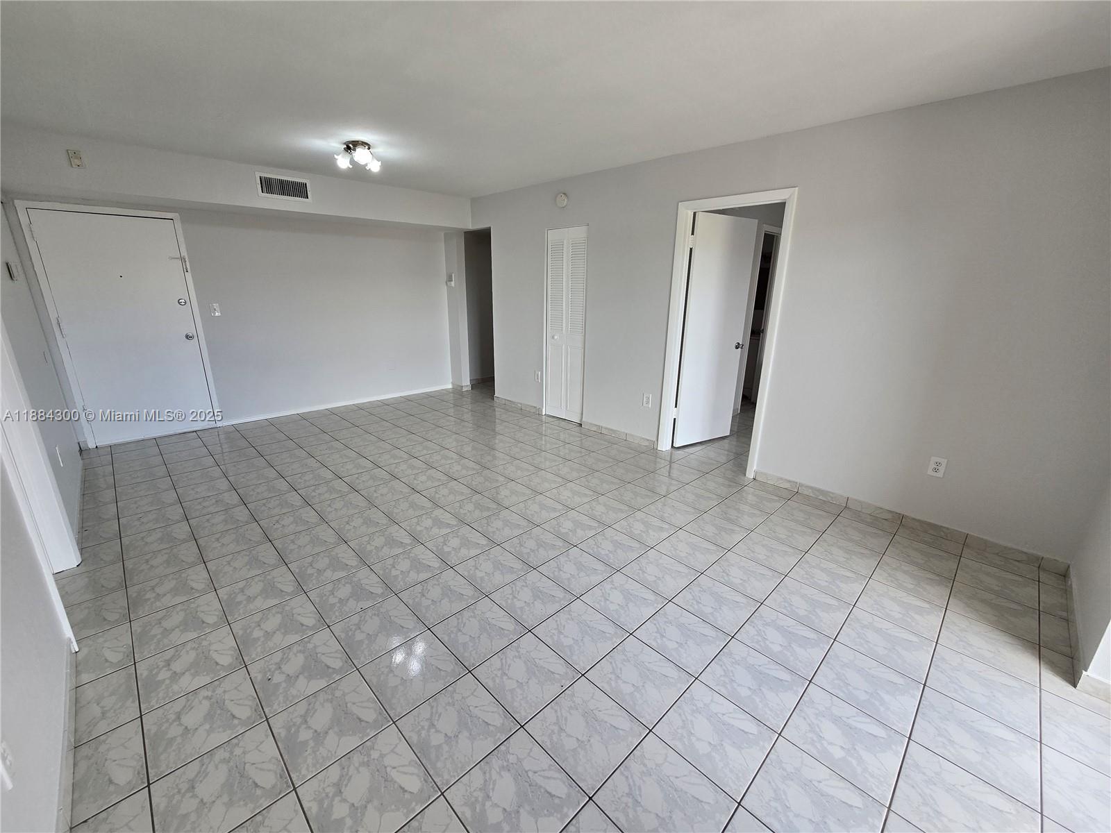 SUNSET VILLAS CONDO - Residential Lease