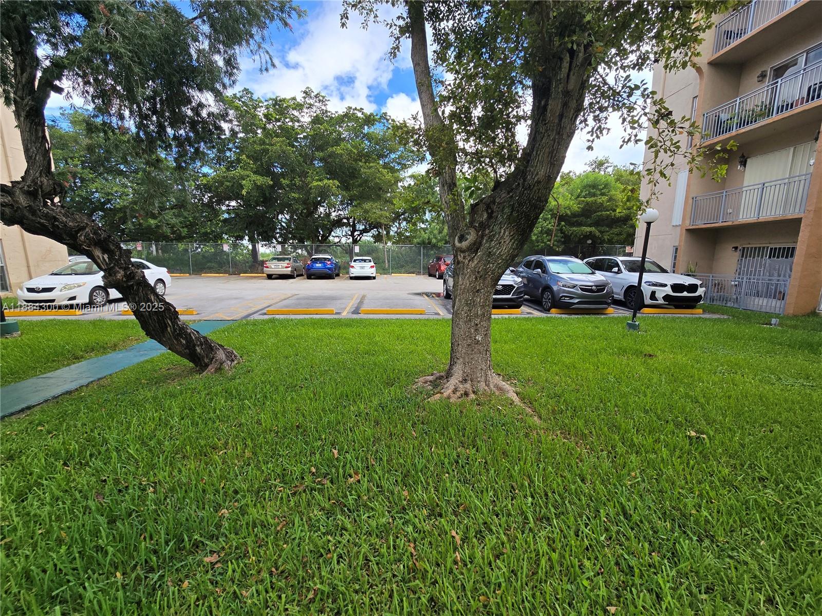 SUNSET VILLAS CONDO - Residential Lease