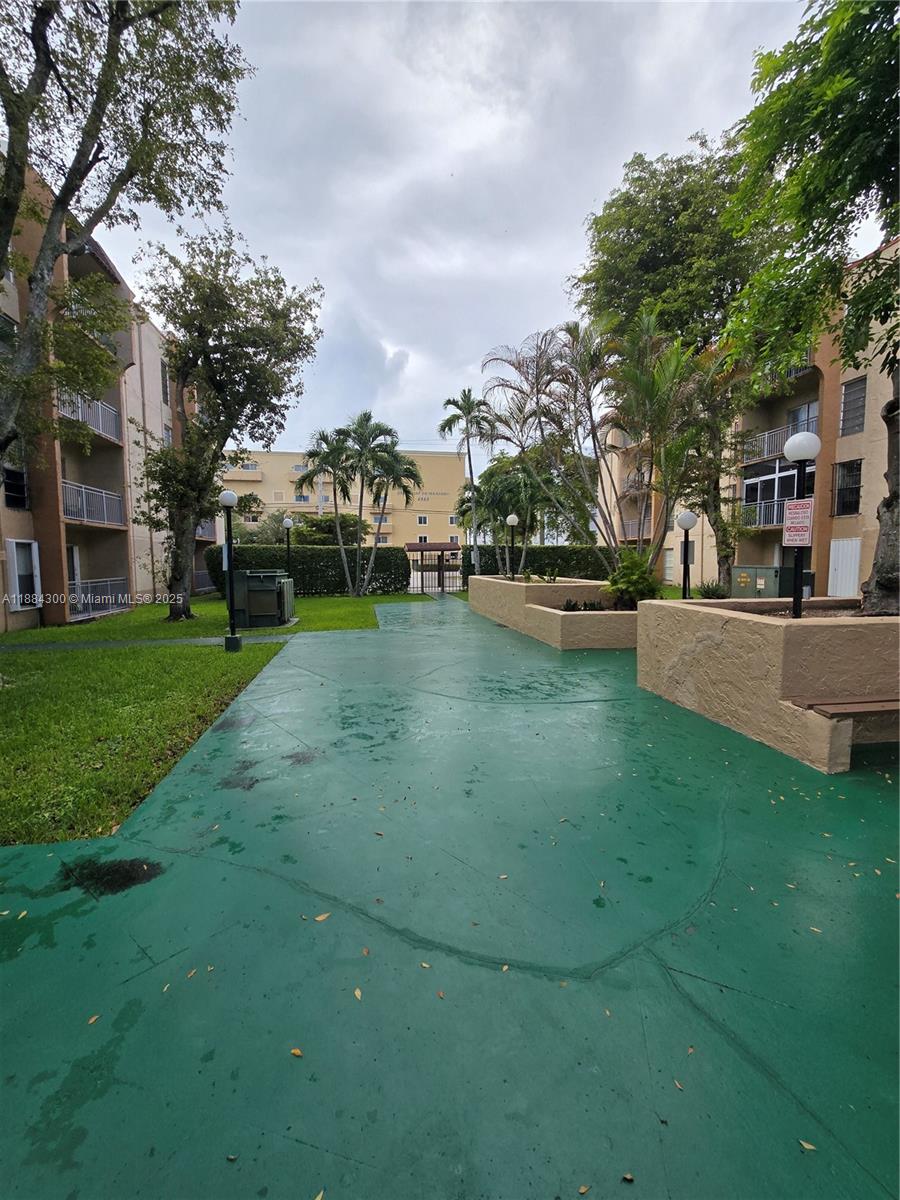SUNSET VILLAS CONDO - Residential Lease