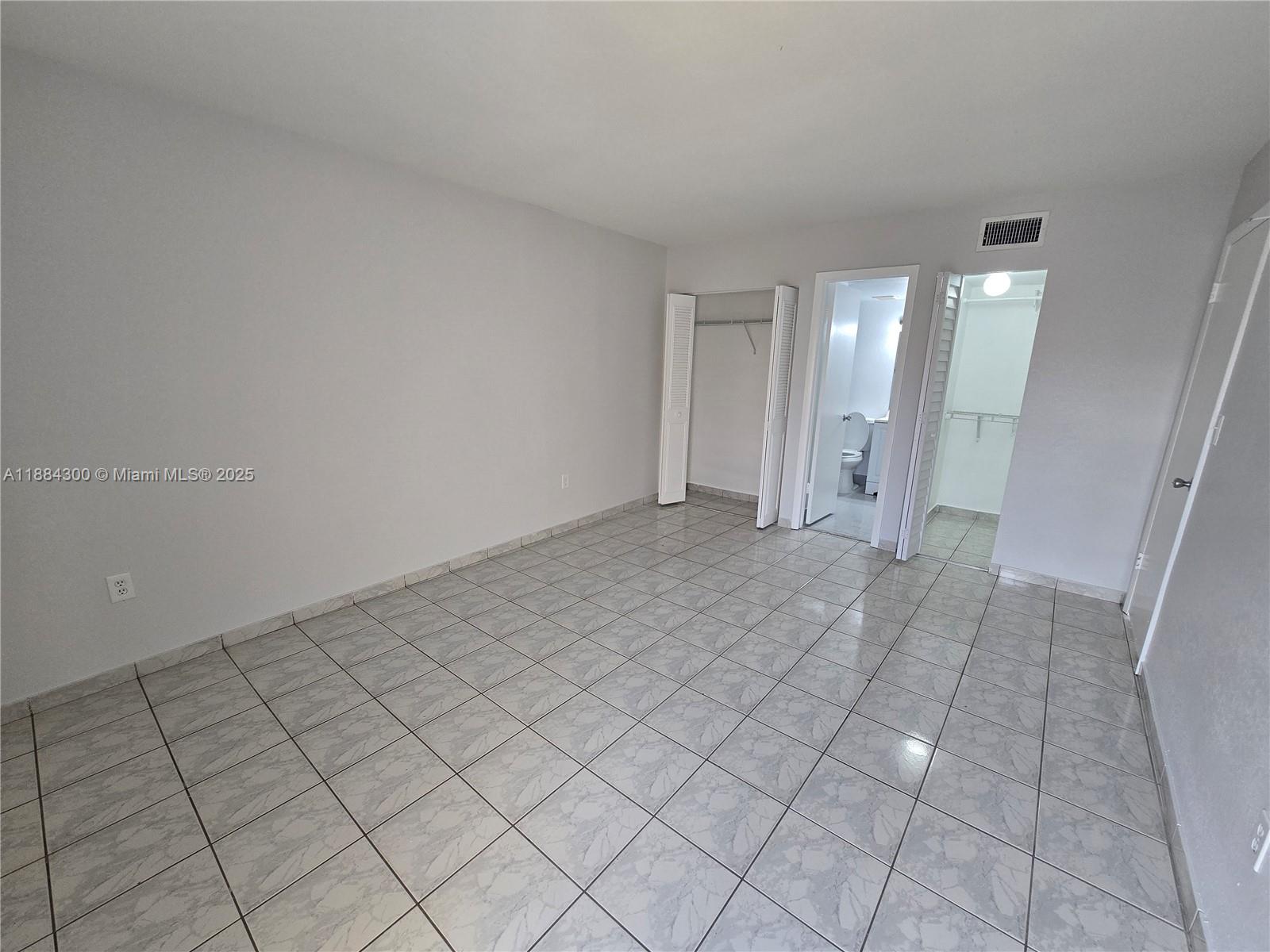 SUNSET VILLAS CONDO - Residential Lease